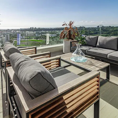Lm362b - 2 Bedroom Penthouse With Large Sundeck Apartment