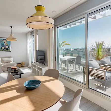 Apartment Lm362b - 2 Bedroom Penthouse With Large Sundeck