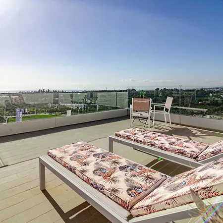 Apartment Lm362b - 2 Bedroom Penthouse With Large Sundeck